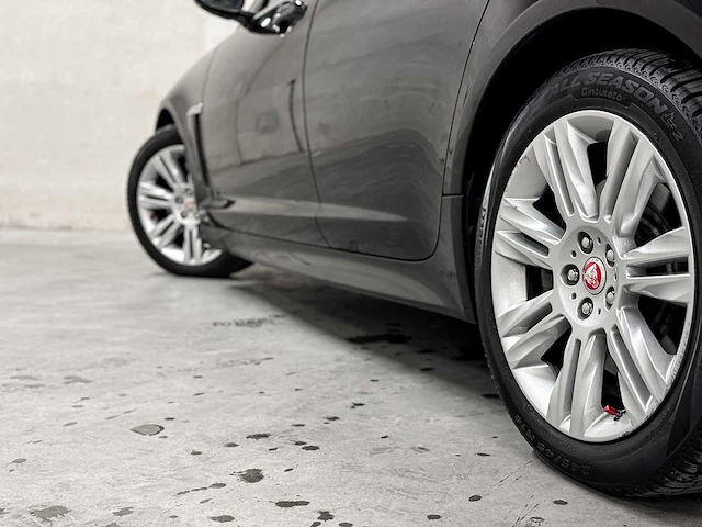 Jaguar xf s 3.0 v6 d premium business edition 8-traps (origineel-nl) 275pk 2013, 5-kgp-34 - afbeelding 28 van  89