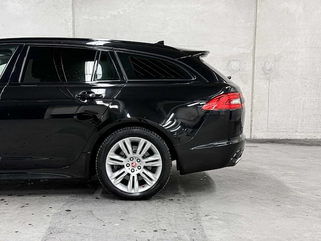 Jaguar xf s 3.0 v6 d premium business edition 8-traps (origineel-nl) 275pk 2013, 5-kgp-34 - afbeelding 33 van  89