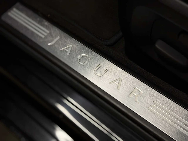 Jaguar xf s 3.0 v6 d premium business edition 8-traps (origineel-nl) 275pk 2013, 5-kgp-34 - afbeelding 40 van  89