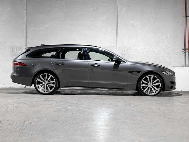 Jaguar xf sportbrake 2.0d portfolio 179pk 2017 (origineel-nl), pz-465-j - afbeelding 43 van  44