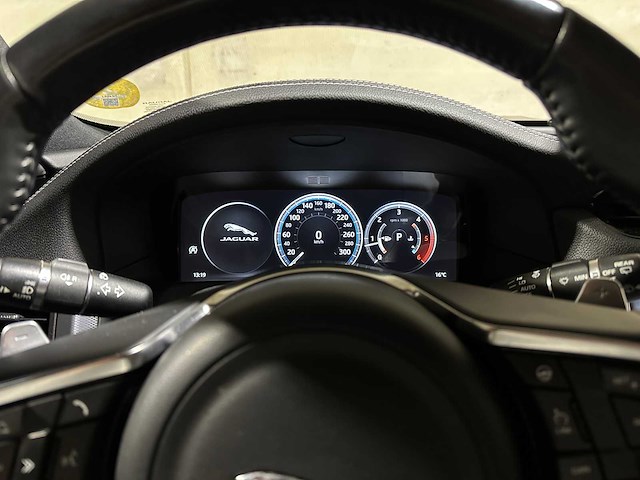Jaguar xf sportbrake 2.0d portfolio 179pk 2017 (origineel-nl), pz-465-j - afbeelding 15 van  45