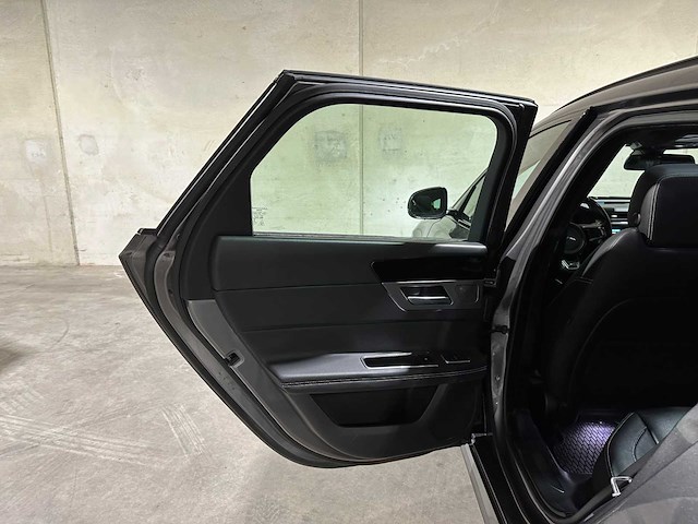 Jaguar xf sportbrake 2.0d portfolio 179pk 2017 (origineel-nl), pz-465-j - afbeelding 29 van  45