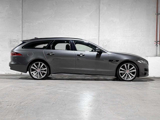 Jaguar xf sportbrake 2.0d portfolio 179pk 2017 (origineel-nl), pz-465-j - afbeelding 44 van  45