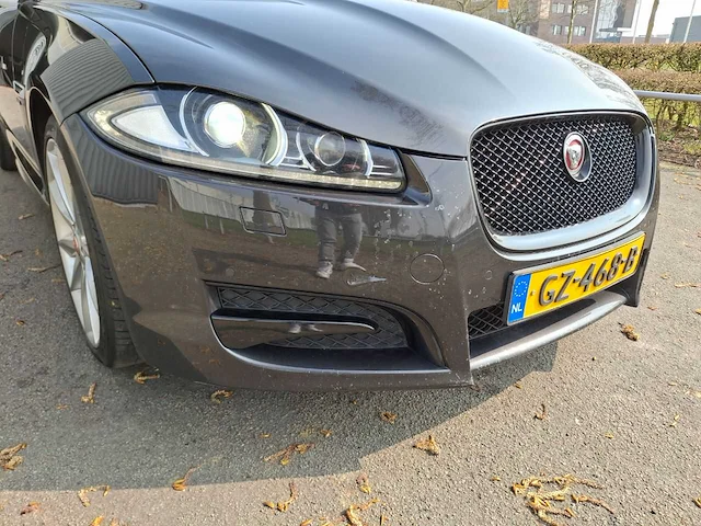 Jaguar xf sportbrake 2.2d r-sport - 2015 - 163pk - afbeelding 28 van  40