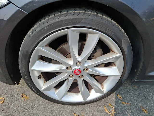 Jaguar xf sportbrake 2.2d r-sport - 2015 - 163pk - afbeelding 31 van  40
