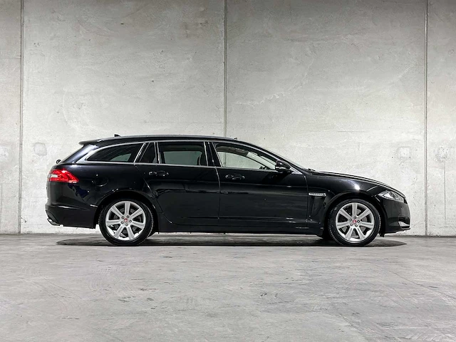 Jaguar xf sportbrake 3.0d v6 s 275pk 2014, h-699-xt - afbeelding 46 van  46