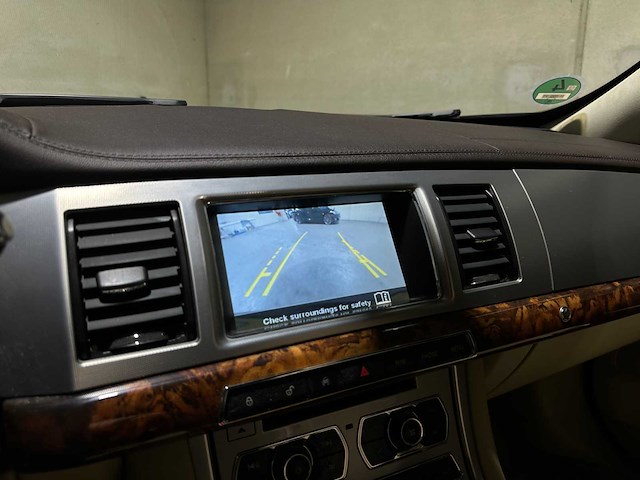 Jaguar xf sportbrake 3.0d v6 s 275pk 2014, h-699-xt - afbeelding 24 van  46