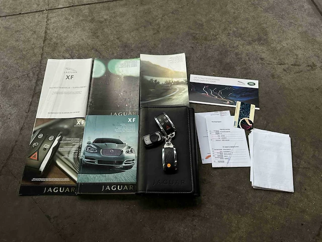 Jaguar xf sv8 4.2 supercharged 416pk 2008 (origineel-nl), 31-zl-gr youngtimer - afbeelding 32 van  38