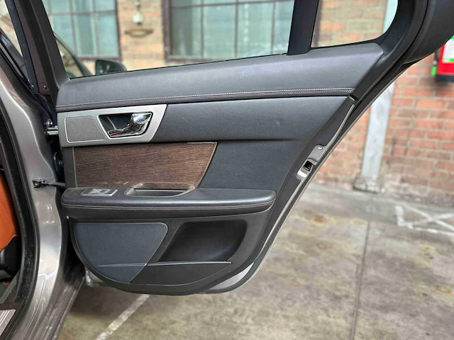 Jaguar xf sv8 4.2 supercharged 416pk 2008 (origineel-nl), 31-zl-gr youngtimer - afbeelding 25 van  45