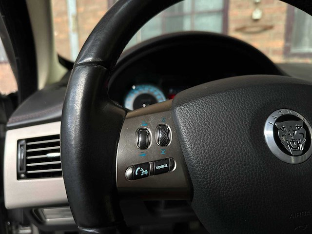 Jaguar xf sv8 4.2 supercharged 416pk 2008 (origineel-nl), 31-zl-gr youngtimer - afbeelding 9 van  45