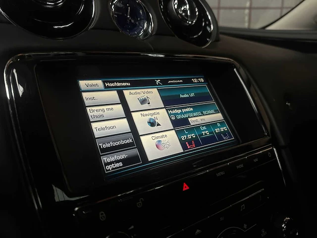 Jaguar xj 2.0 premium luxury 240pk 2013 (origineel-nl) - afbeelding 11 van  43