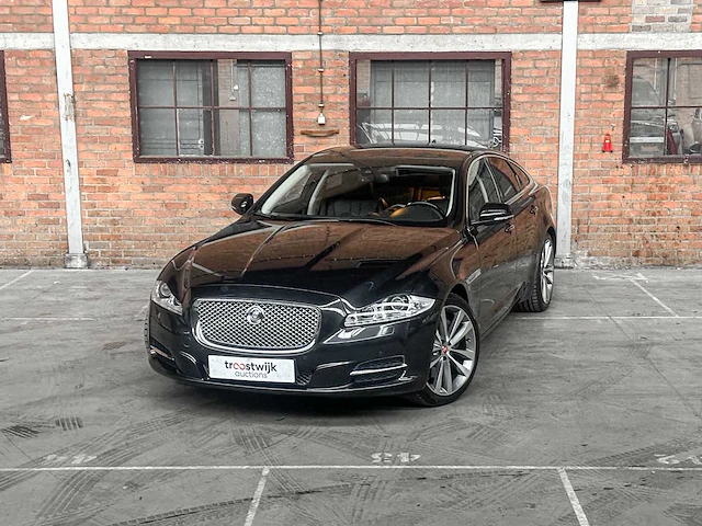 Jaguar xj 2.0 premium luxury 240pk 2013 (origineel-nl) - afbeelding 23 van  43
