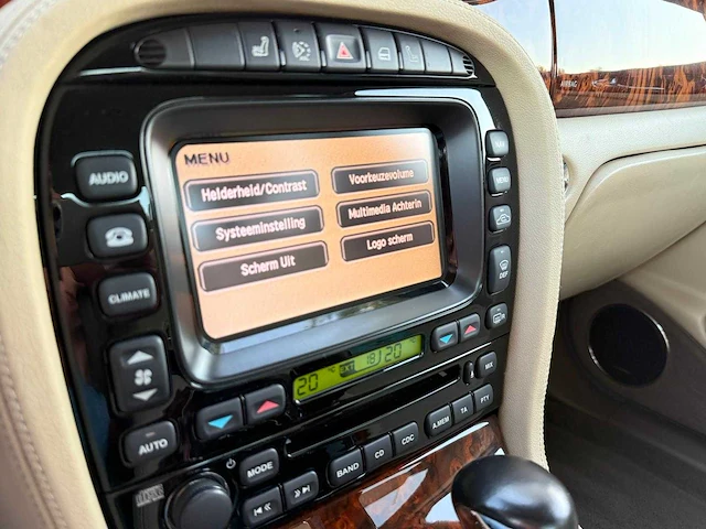 Jaguar xj 2.7d v6 portfolio , rt-645-n - afbeelding 8 van  25