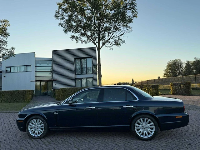 Jaguar xj 2.7d v6 portfolio , rt-645-n - afbeelding 16 van  25