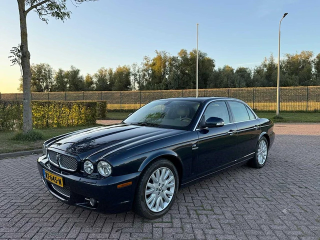 Jaguar xj 2.7d v6 portfolio , rt-645-n - afbeelding 1 van  25