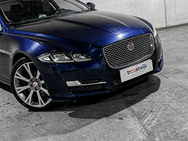 Jaguar xj 3.0 d premium luxury 300pk 2016, rv-612-x - afbeelding 3 van  48