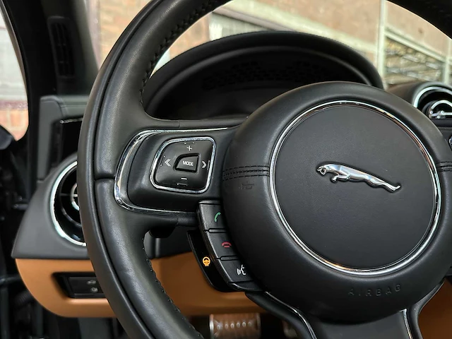 Jaguar xj 3.0 v6d portfolio 275pk 2012, 70-xsg-8 - afbeelding 9 van  40