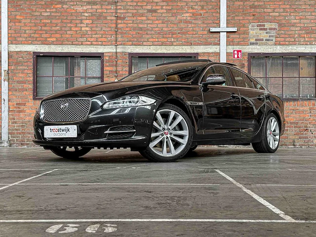Jaguar xj 3.0 v6d portfolio 275pk 2012, 70-xsg-8 - afbeelding 23 van  40