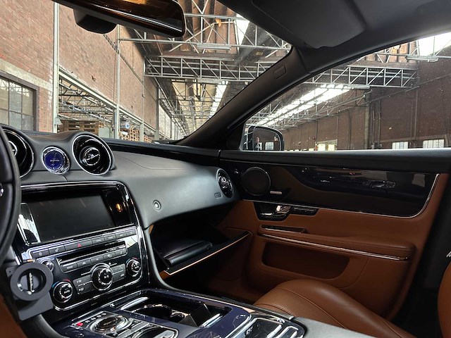 Jaguar xj 3.0 v6d portfolio 275pk 2012 - afbeelding 8 van  40