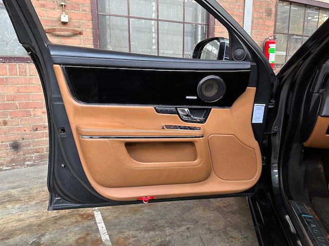 Jaguar xj 3.0 v6d portfolio 275pk 2012 - afbeelding 18 van  40