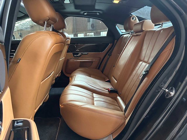 Jaguar xj 3.0 v6d portfolio 275pk 2012 - afbeelding 22 van  40