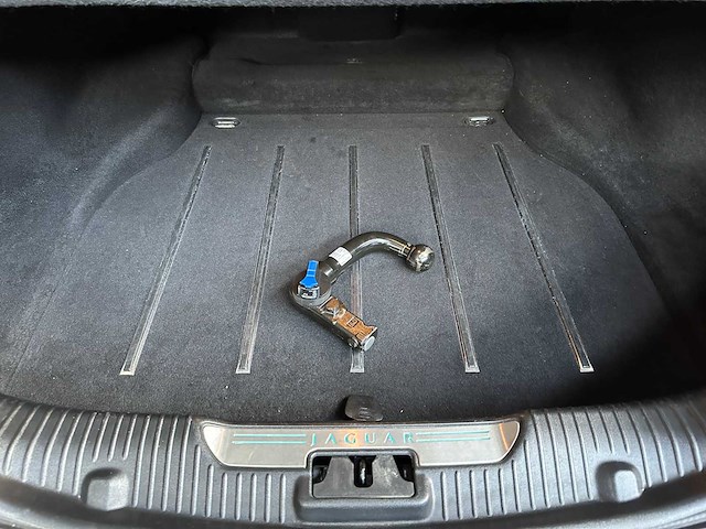Jaguar xj 3.0 v6d portfolio 275pk 2012 - afbeelding 24 van  40