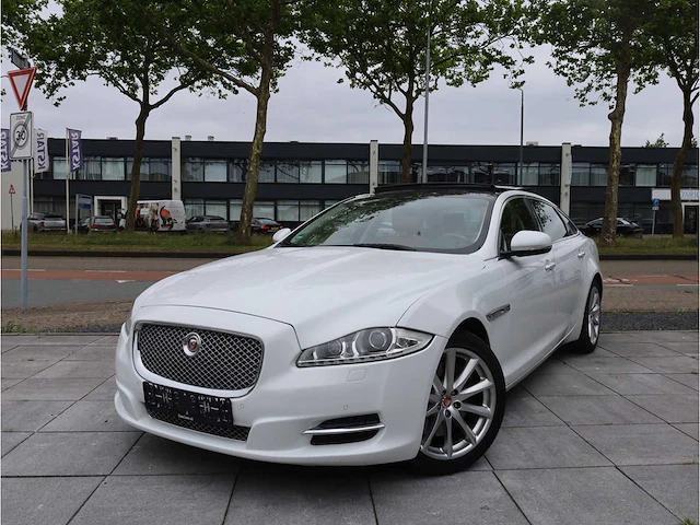 Jaguar xj 3.0l sc v6 2014 - afbeelding 1 van  28