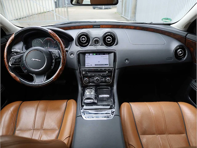 Jaguar xj 3.0l sc v6 2014 - afbeelding 14 van  28