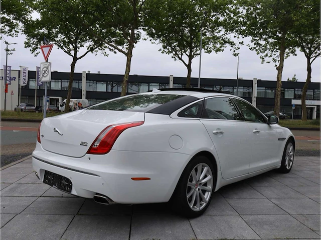 Jaguar xj 3.0l sc v6 2014 - afbeelding 24 van  28