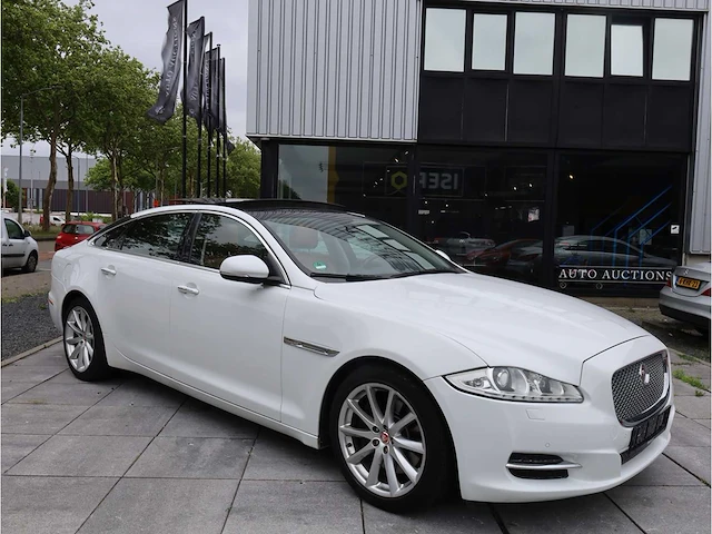 Jaguar xj 3.0l sc v6 2014 - afbeelding 26 van  28