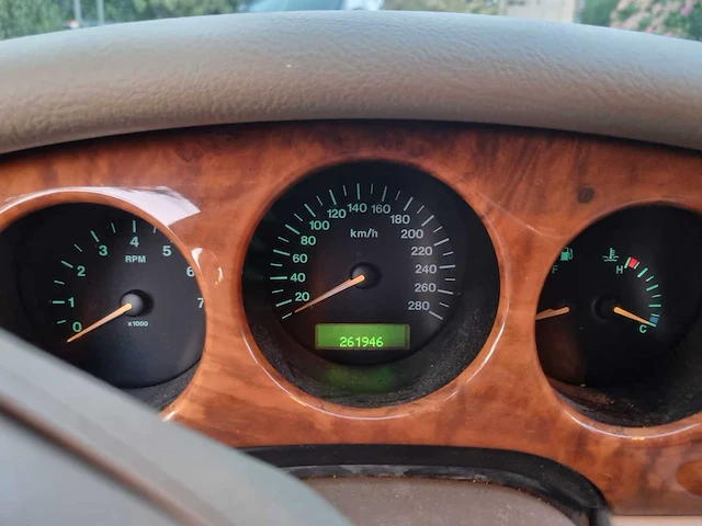 Jaguar xj 3.2 v8 executive automaat, 38-ff-rt - afbeelding 10 van  19
