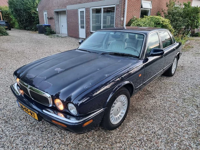 Jaguar xj 3.2 v8 executive automaat, 38-ff-rt - afbeelding 1 van  19