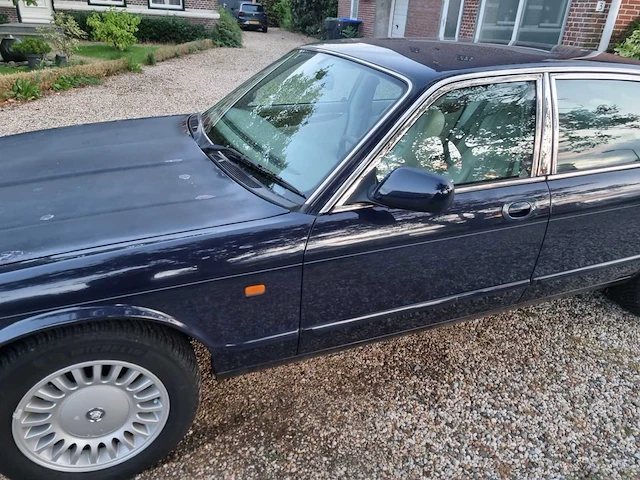 Jaguar xj 3.2 v8 executive automaat, 38-ff-rt - afbeelding 16 van  19