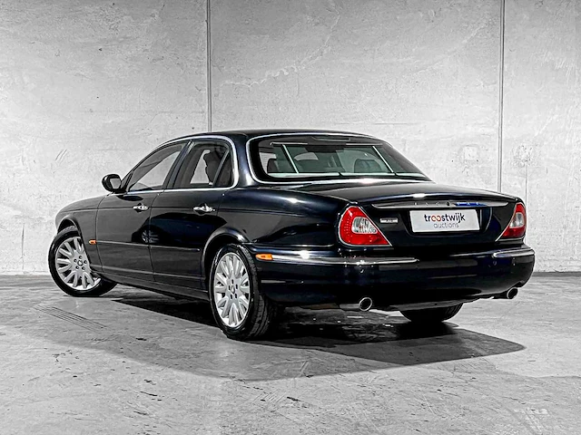 Jaguar xj 3.5 v8 258pk 2003, nl-kenteken - afbeelding 6 van  48