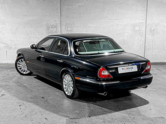 Jaguar xj 3.5 v8 258pk 2003, nl-kenteken - afbeelding 7 van  48