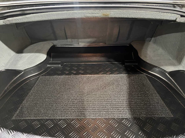 Jaguar xj 3.5 v8 258pk 2003, nl-kenteken - afbeelding 33 van  48