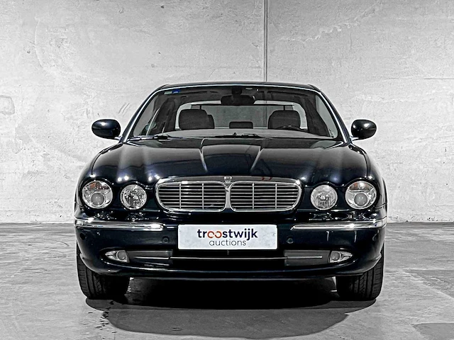 Jaguar xj 3.5 v8 258pk 2003, nl-kenteken - afbeelding 34 van  48