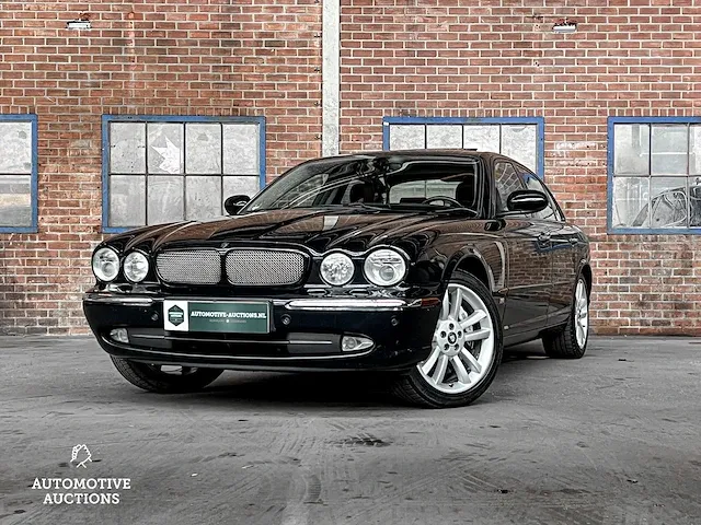 Jaguar xj 4.2 v8 super 396pk 2003, tx-524-x - afbeelding 1 van  45