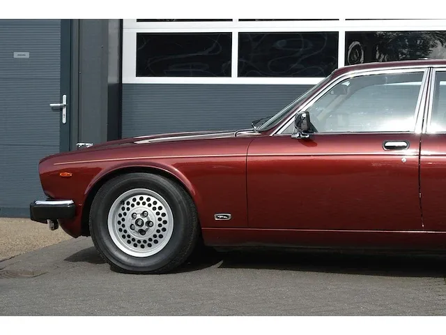 Jaguar xj 5.3 v12 | 89-tz-xd | 1986 | origineel 126.760km | - afbeelding 49 van  65