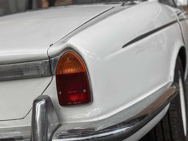 Jaguar xj type 1 2.8 142pk 1970 olditmer - afbeelding 12 van  30