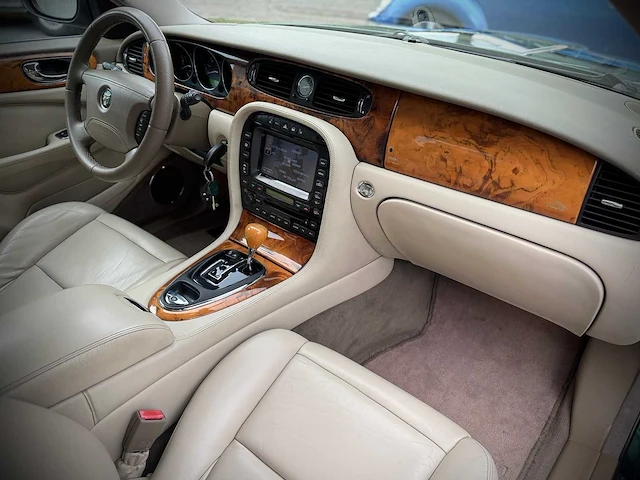 Jaguar xj xj6 3.0 v6 executive origineel nederlands nap 30-pr-tn - afbeelding 5 van  16