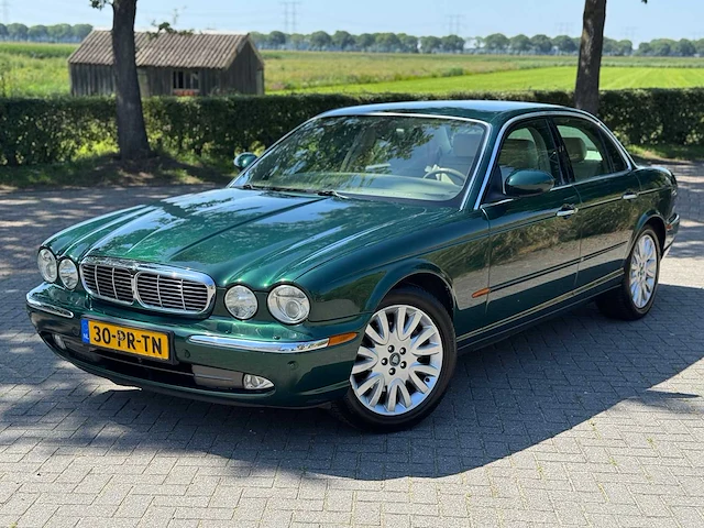 Jaguar xj xj6 3.0 v6 executive origineel nederlands nap 30-pr-tn - afbeelding 1 van  16