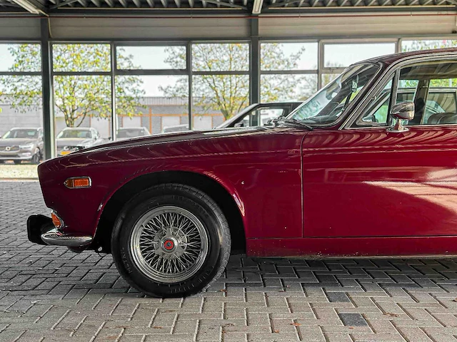 Jaguar xj12 5.3 v12 serie 1 265pk 1973 - afbeelding 4 van  48