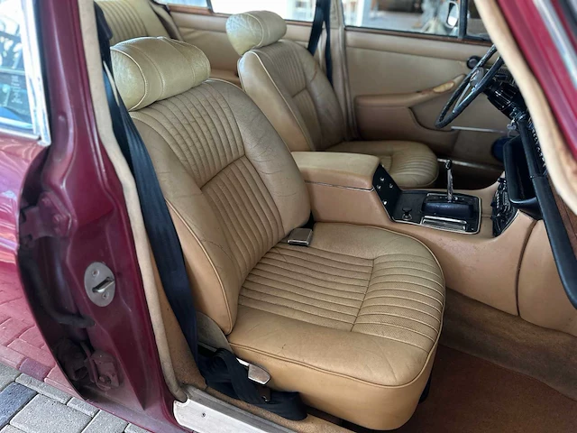Jaguar xj12 5.3 v12 serie 1 265pk 1973 - afbeelding 38 van  48