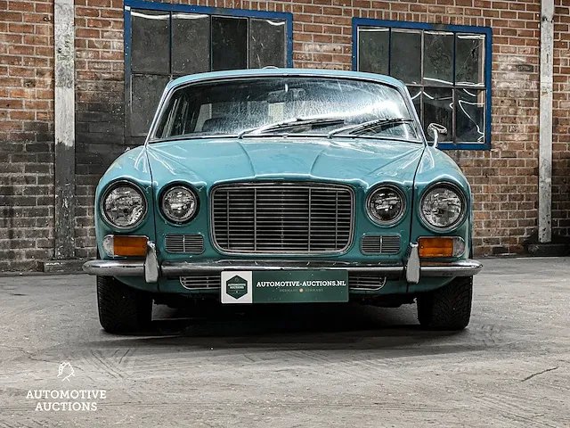 Jaguar xj6 4.2 v8 186pk 1972 -youngtimer- - afbeelding 8 van  32