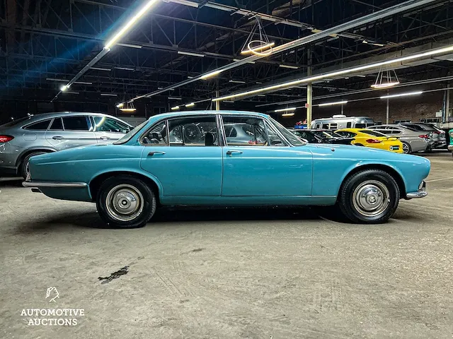 Jaguar xj6 4.2 v8 186pk 1972 -youngtimer- - afbeelding 9 van  32