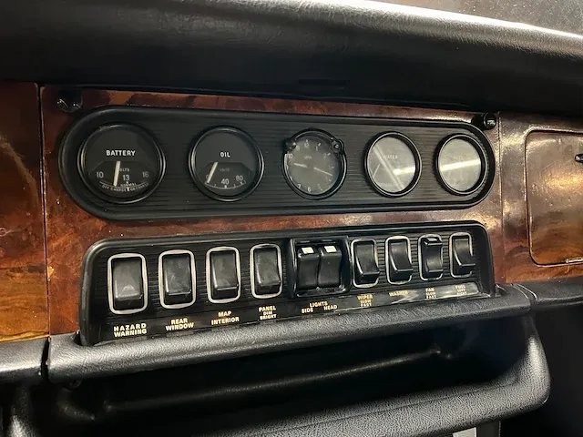 Jaguar xj6 4.2 v8 186pk 1972 -youngtimer- - afbeelding 19 van  32