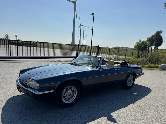 Jaguar xjs 5.3 v12 convertible 1e eigenaar 1702 - afbeelding 15 van  40