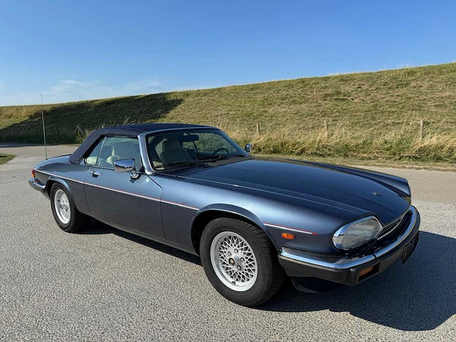 Jaguar xjs 5.3 v12 convertible 1e eigenaar 1702 - afbeelding 26 van  40