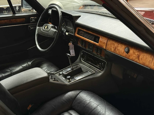 Jaguar xjs 5.3 v12 coupé 295pk 1977 (origineel-nl), pt-03-fn - afbeelding 21 van  35